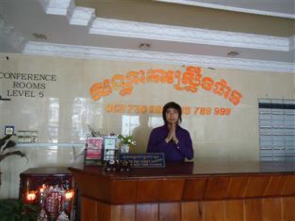 Spring Park Hotel Battambang Buitenkant foto